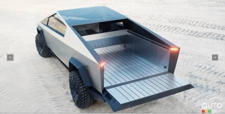 Tesla Cybertruck, rear